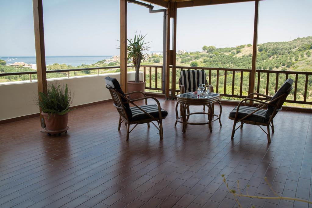 Alexandra Villa Stalos Exterior photo